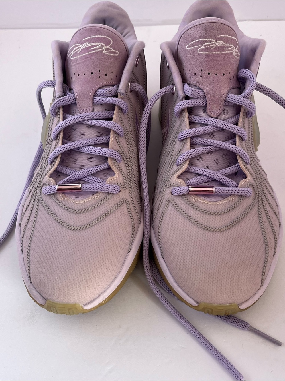 Nike LeBron Witness Lavender Basketball Shoes Men’s Sneakers